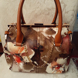 Willie Michi Caché Tote Purse with
